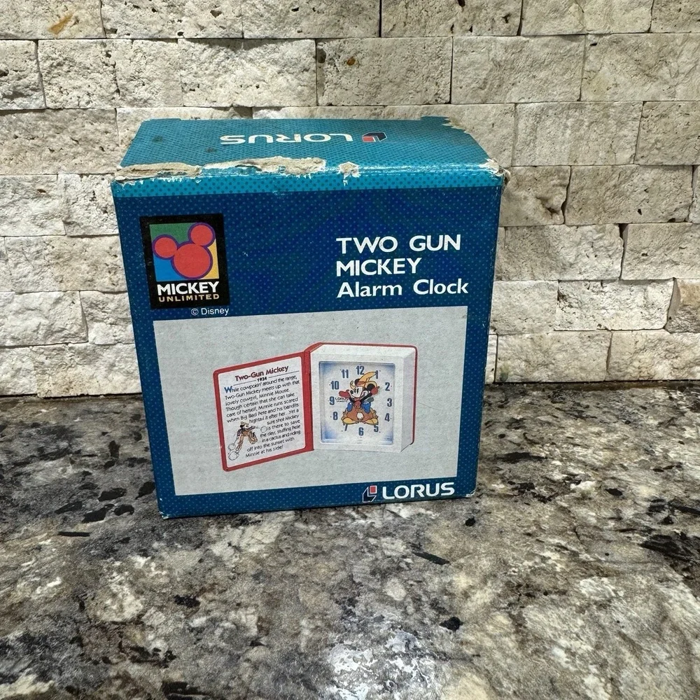 Lorus‎ Disney Mickey Mouse Two Gun Mickey Alarm Clock